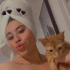 Meet your Posher, Catherine